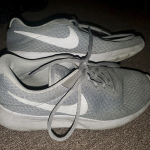 Womens Nikes